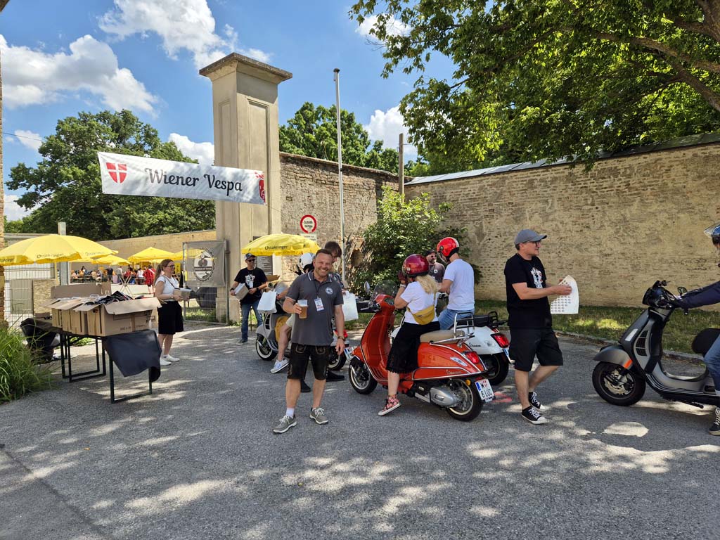1. Wiener Vespa-image408